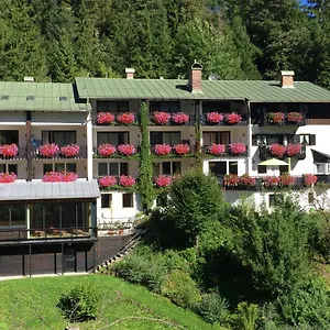 2* Affittacamere Gaestehaus Laerchenhang